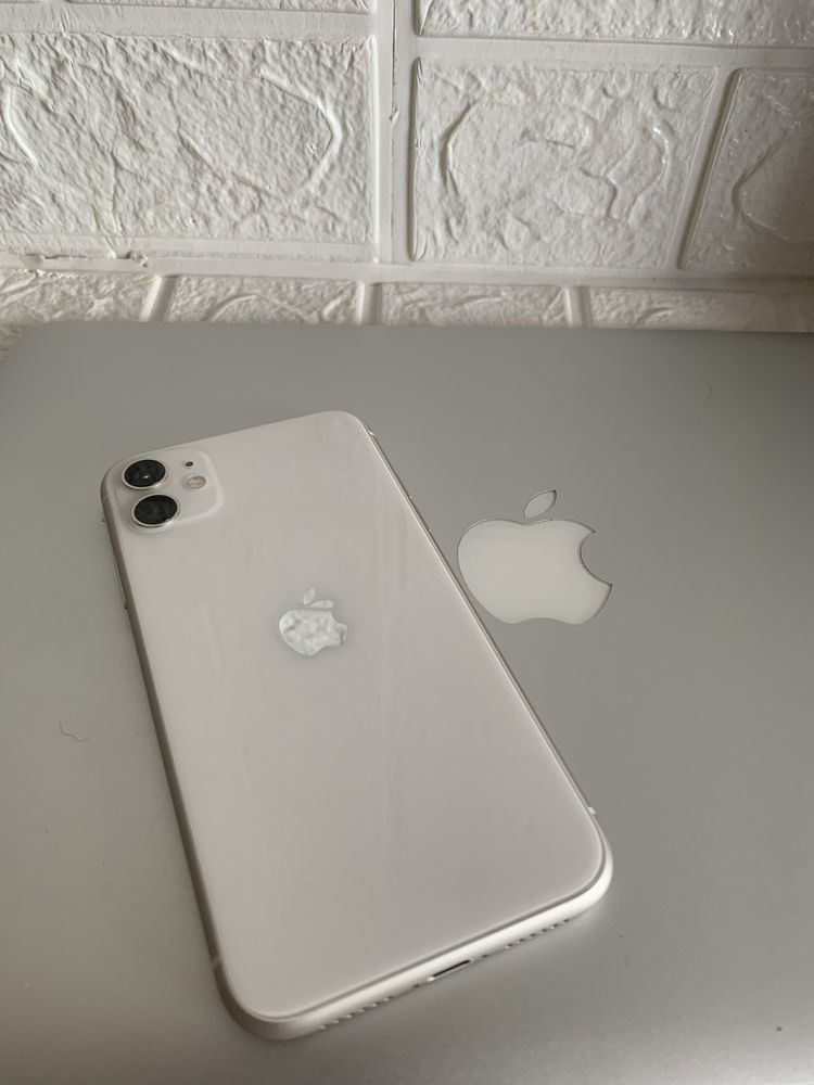 Apple iPhone 11 64 Gb white