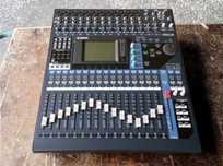 Цифровой микшерный пульт Yamaha 01V96