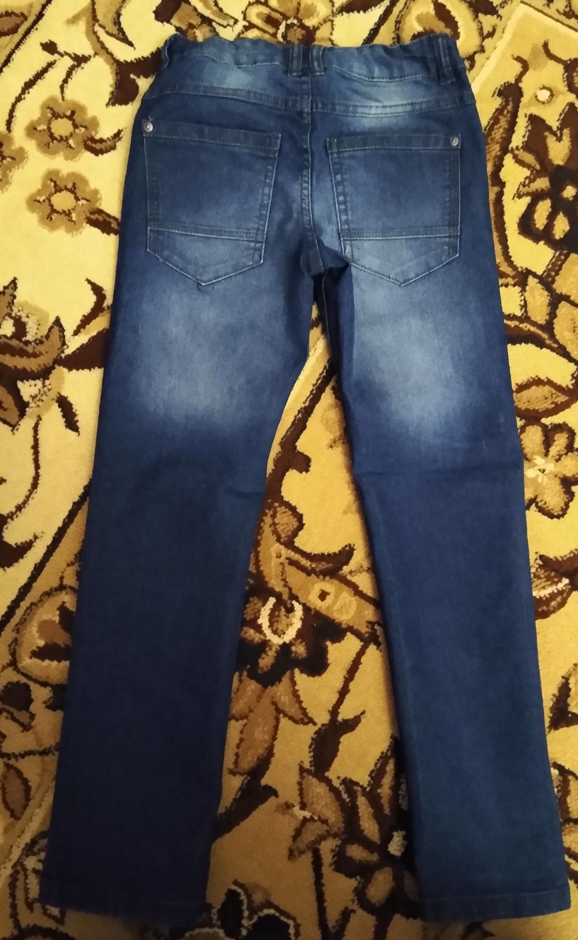 Spodnie jeansy dla chłopca rozmiar 134