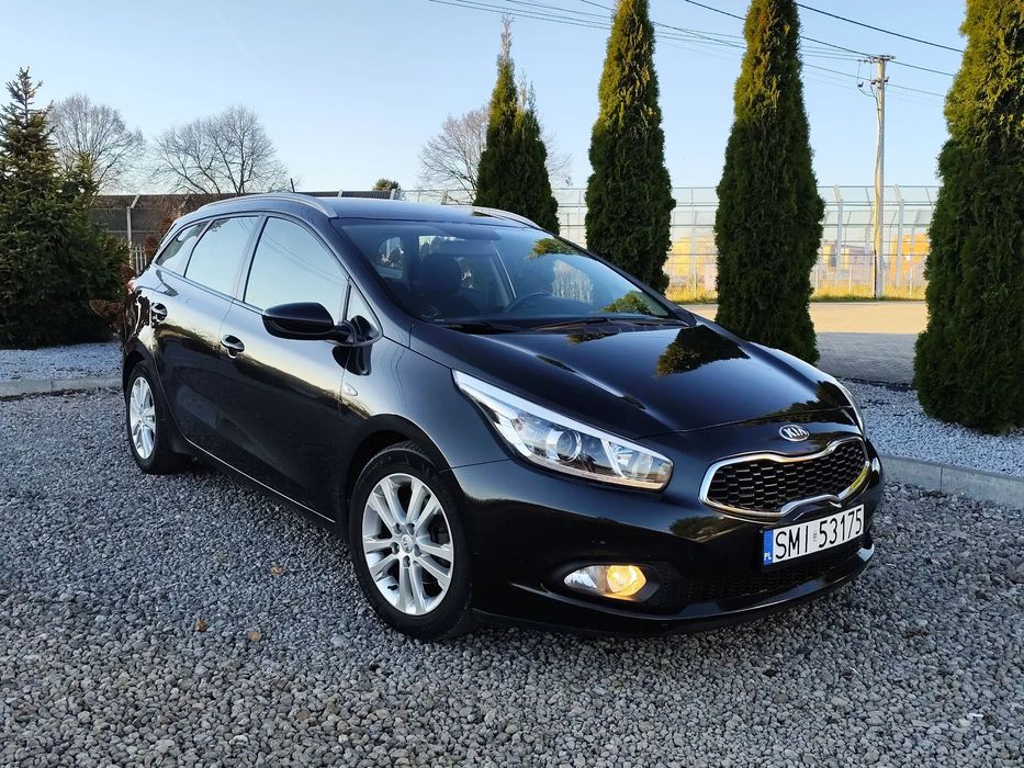 Kia Ceed 1.6 135KM Kombi Grzane Fotele i Kierownica Felgi Aluminiowe Serwis KIA