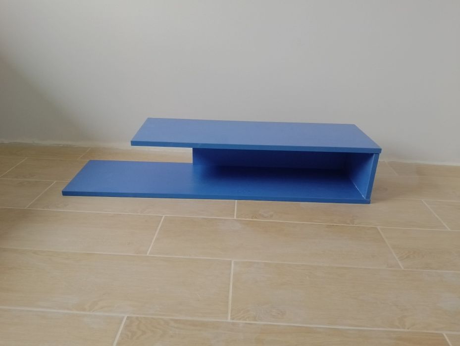 Półka niebieska do pokoju dziecięcego