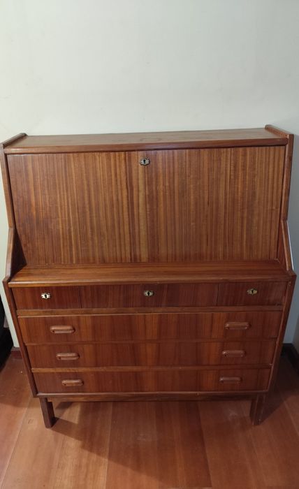 Escrivaninha madeira