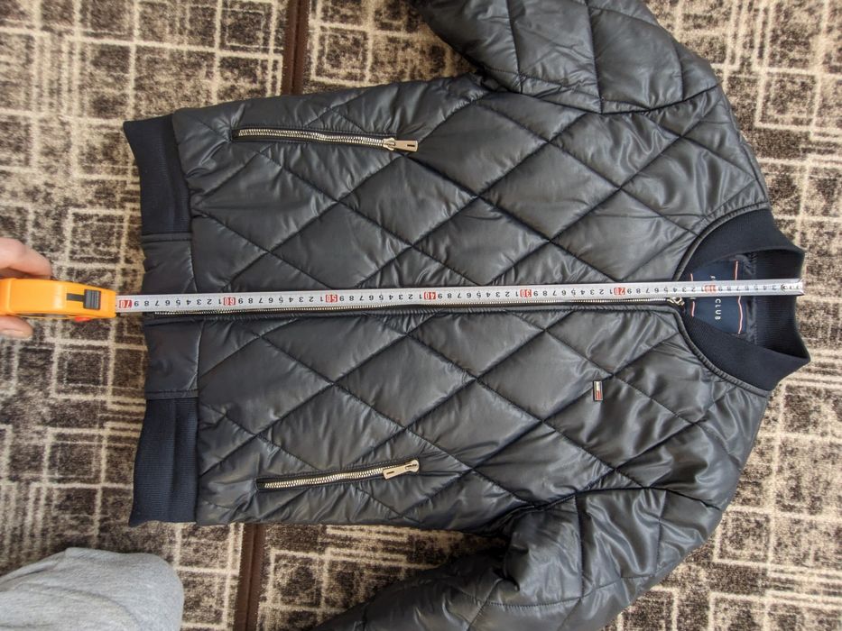 Курточка чоловіча бомберка