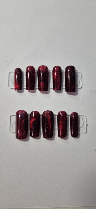 Tipsy robione własnoręcznie Press on nails