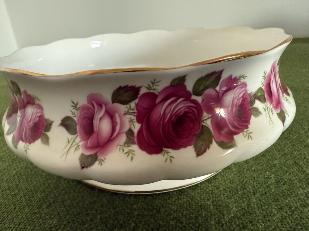 Patera miska w róże Angielska porcelana