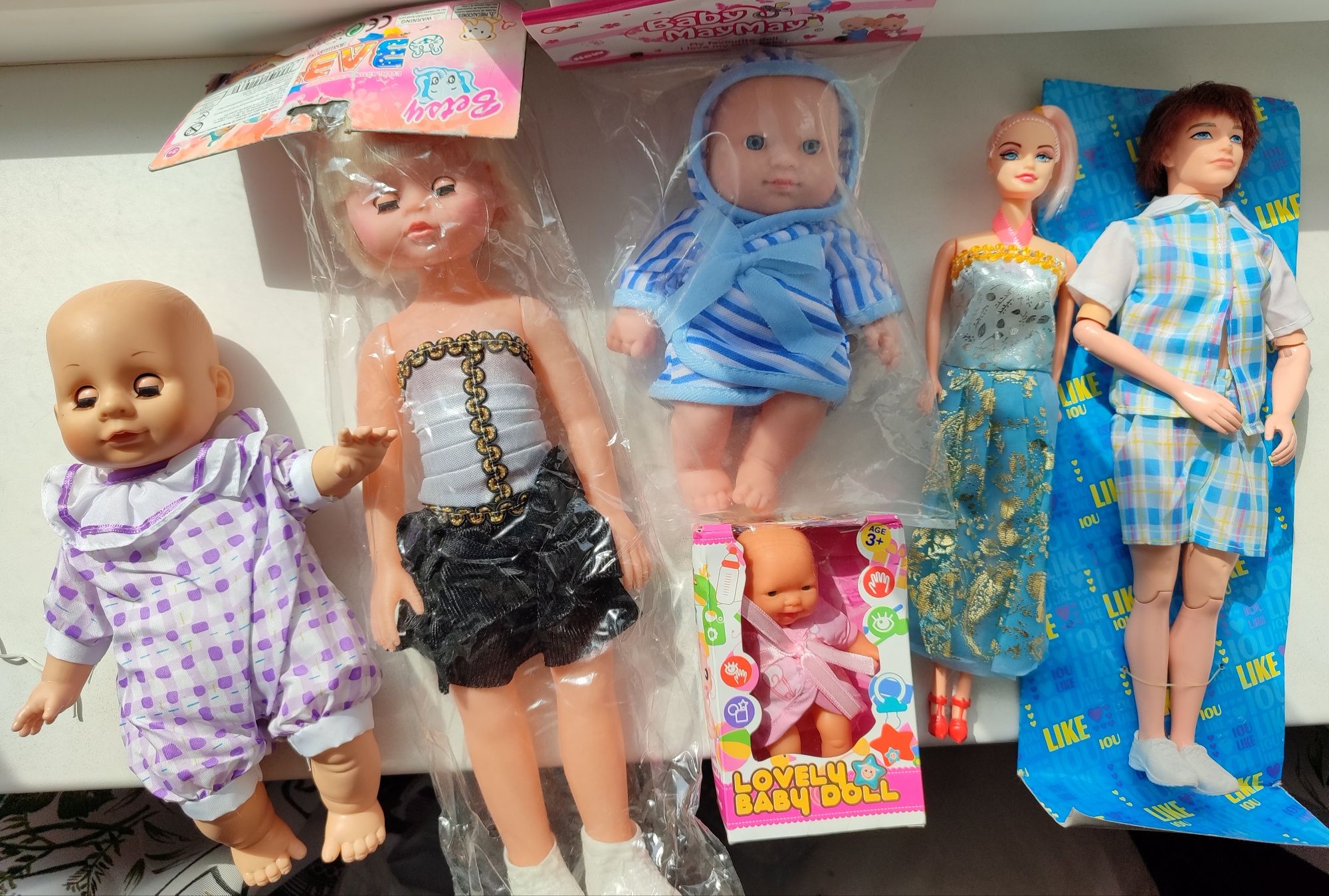 Ляльки, пупси, барбі, коляска для ляльок