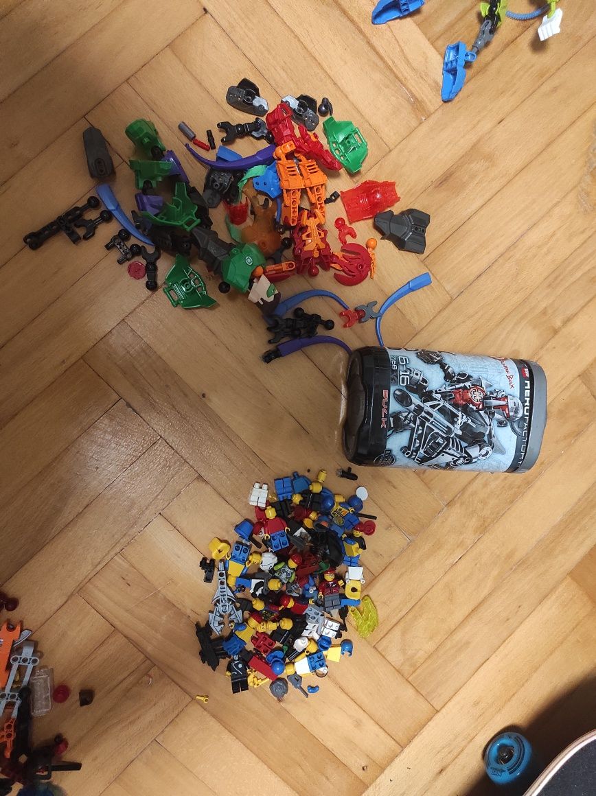 LEGO Bionicle i inne mieszanka klocków