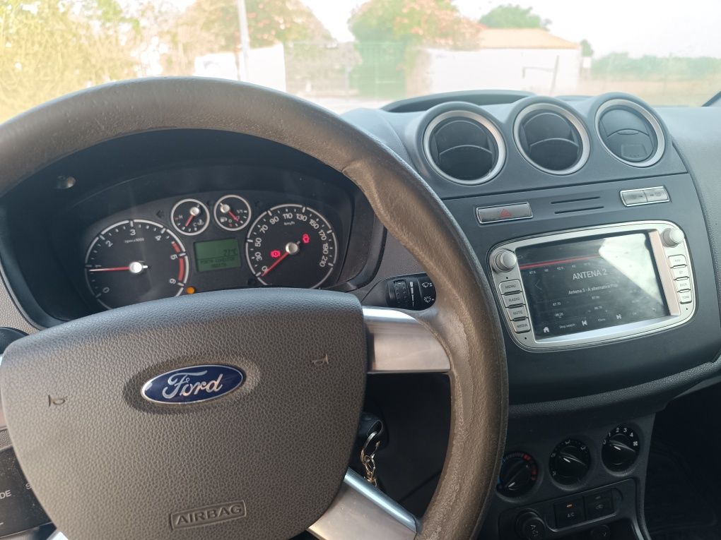 Temos para venda, Ford Transit connect 1.8tdci 90cv
