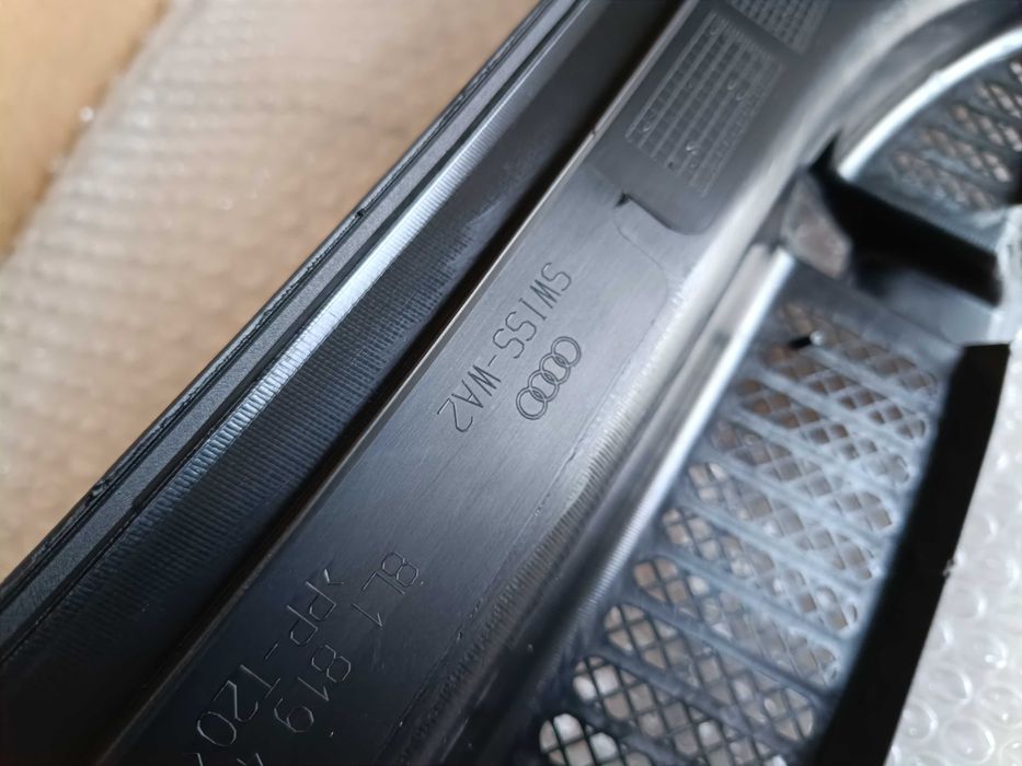 Torpedo Plastico Escovas Audi A3 8L NOVO e ORIGINAL AUDI