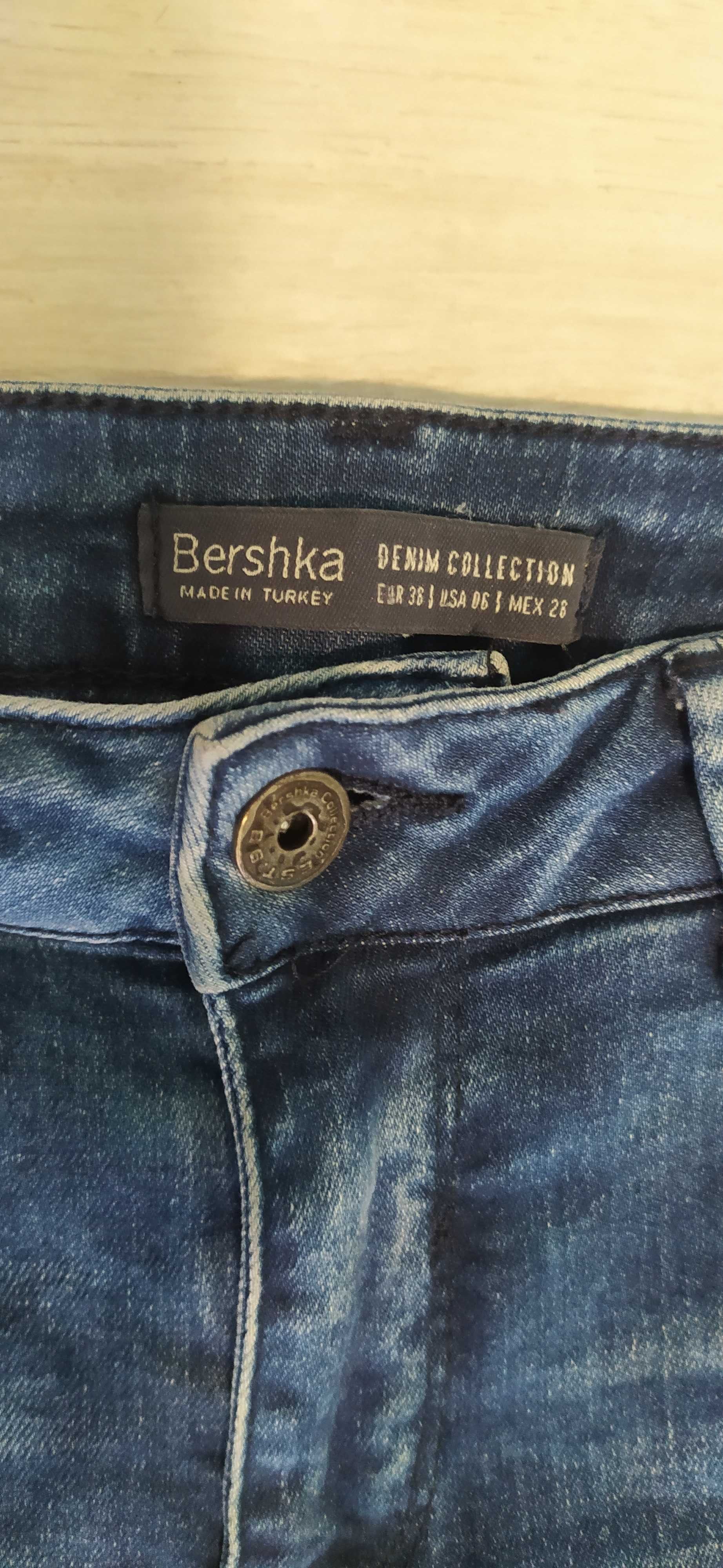 Spodnie damskie jeans dziury Bershka r 38 S/M rozdarcia