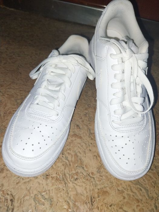 Оригінальні кросівки Nike DT Max