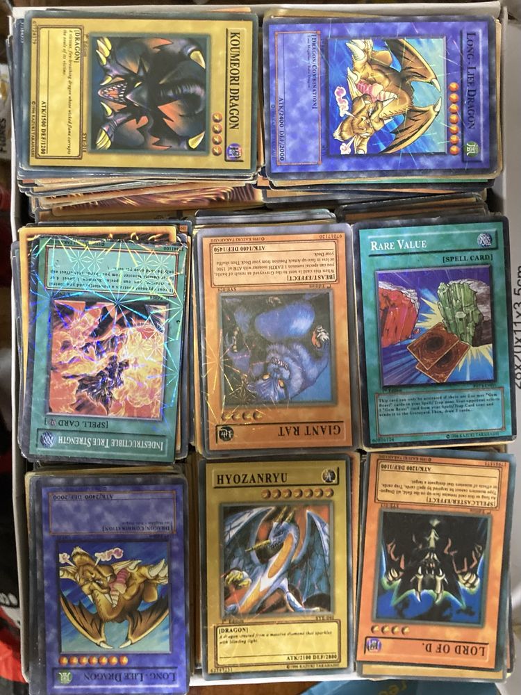 Cartas yu-gi-oh +1000