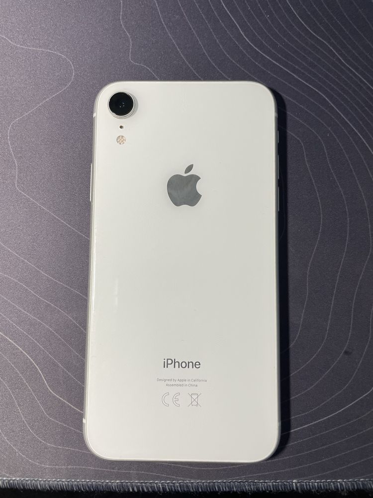 Iphone xr 64гб.