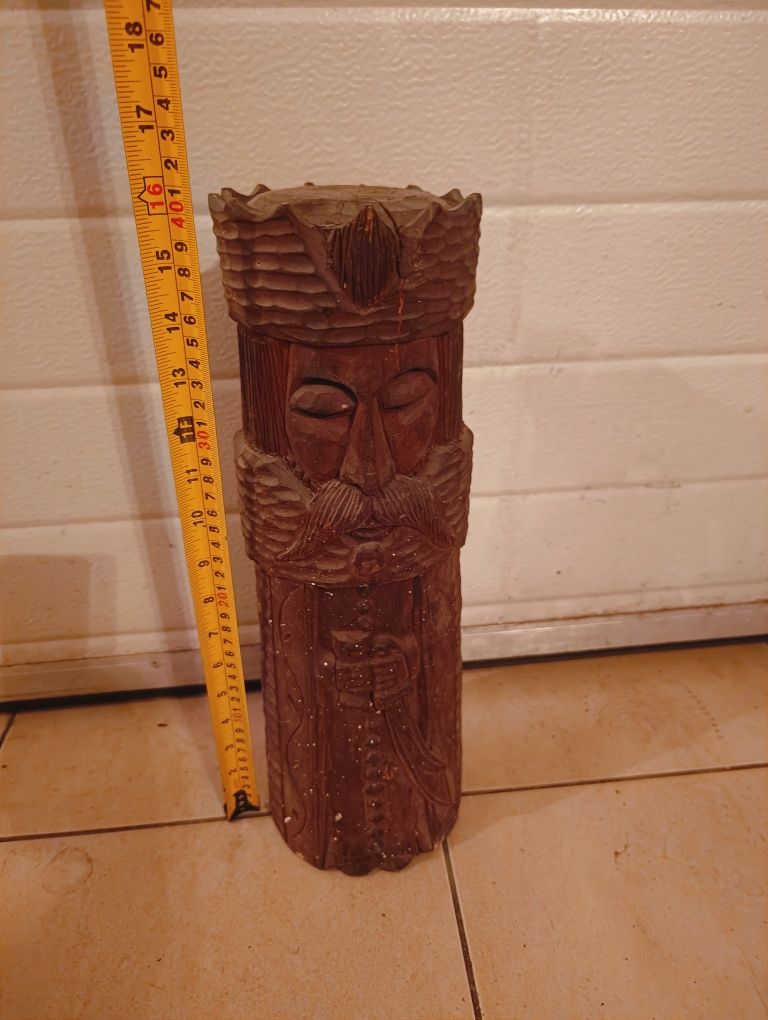 Drewniana figurka- schowek ręcznie robiona, bardzo stara