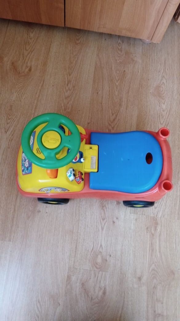 Jeździk auto samochód dźwięk Kiddieland