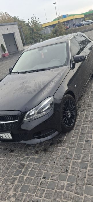 Mercedes Benz E200 2011