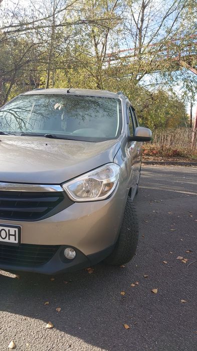 Dacia Lodgy 2012 • 7 місць • ГБО 4 покоління