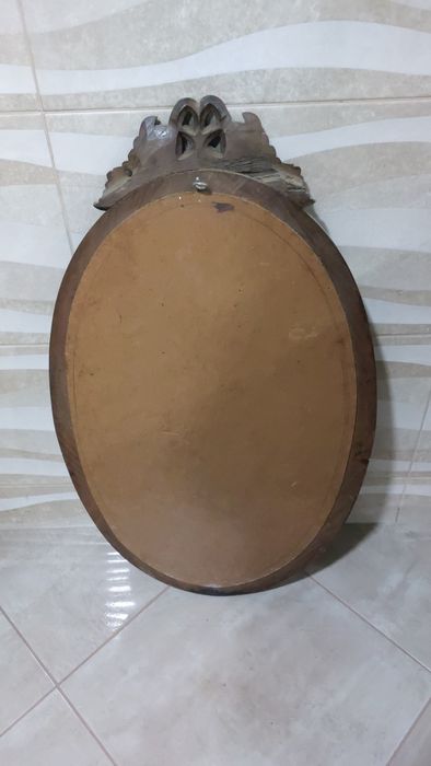 Espelho muito  antigo