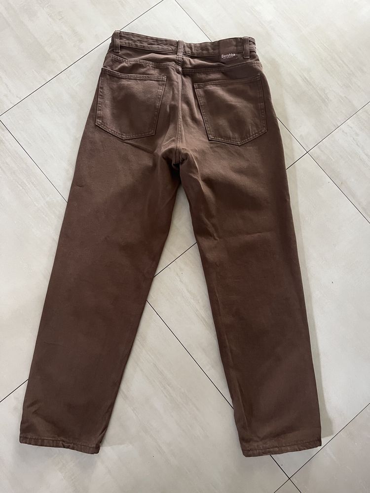Spodnie Baggy Bershka
