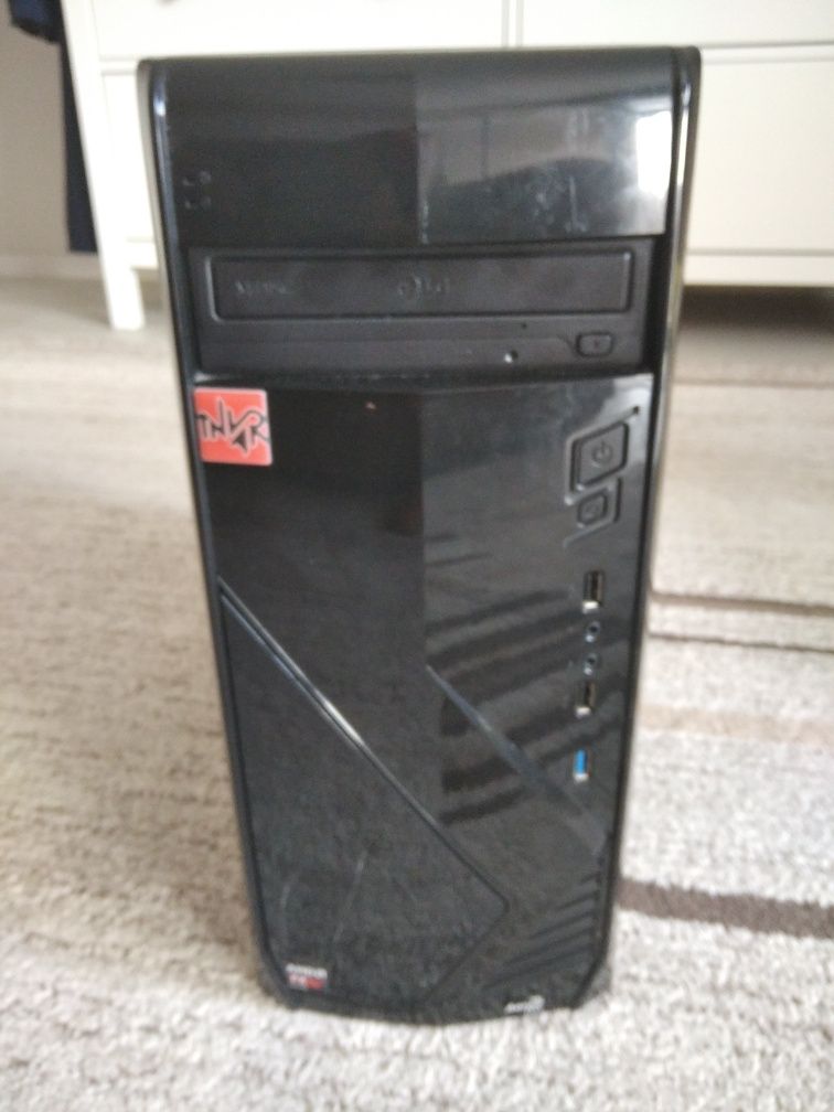 Komputer  GTX 1050 AMD 6300 3,5 Ghz SSD240 Win 10