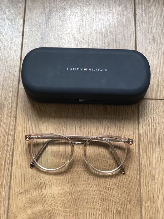 Okulary korekcyjne, oprawki damskie, Tommy Hilfiger, etui