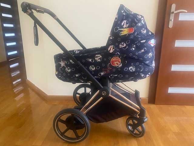 sprzedaż wózka dziecięcego z napęndem elektrycznym firmy Cybex .