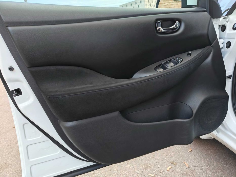 Nissan Leaf 2014, SV 24kWh (109PS) рестайлінг