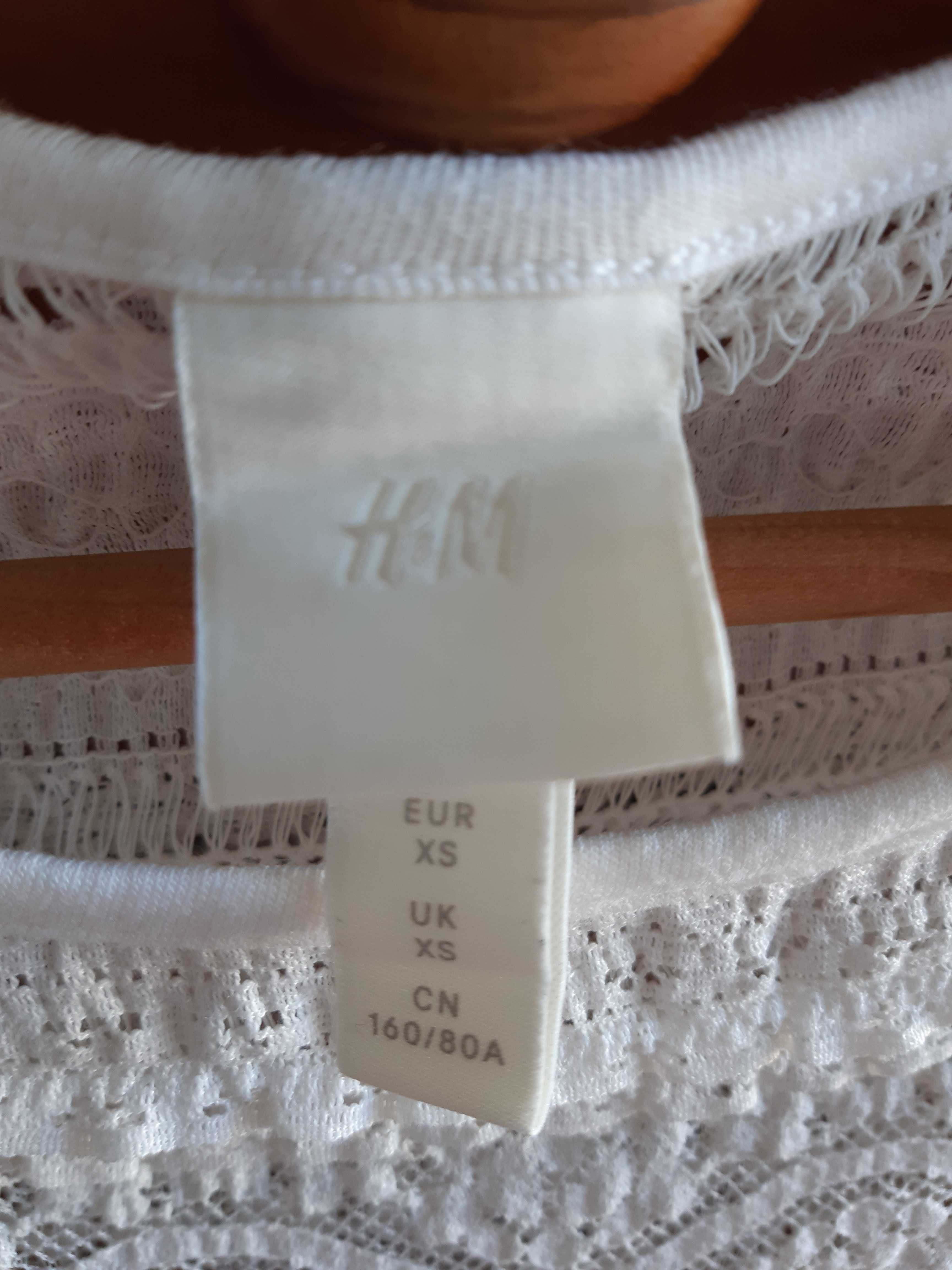 T-shirt H&M branca tamanho xs