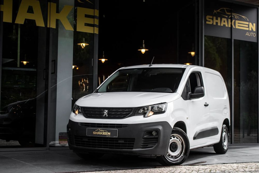 Peugeot Partner BlueHDi 100 L2 Cabine Dupla