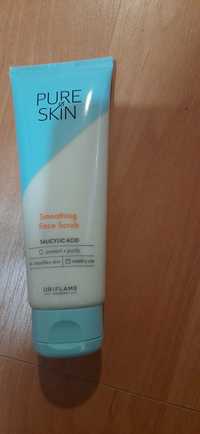 Scrub Pure Skin z Oriflame peeling do twarzy