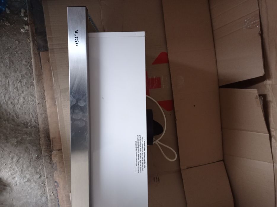 Витяжка кухонна венус