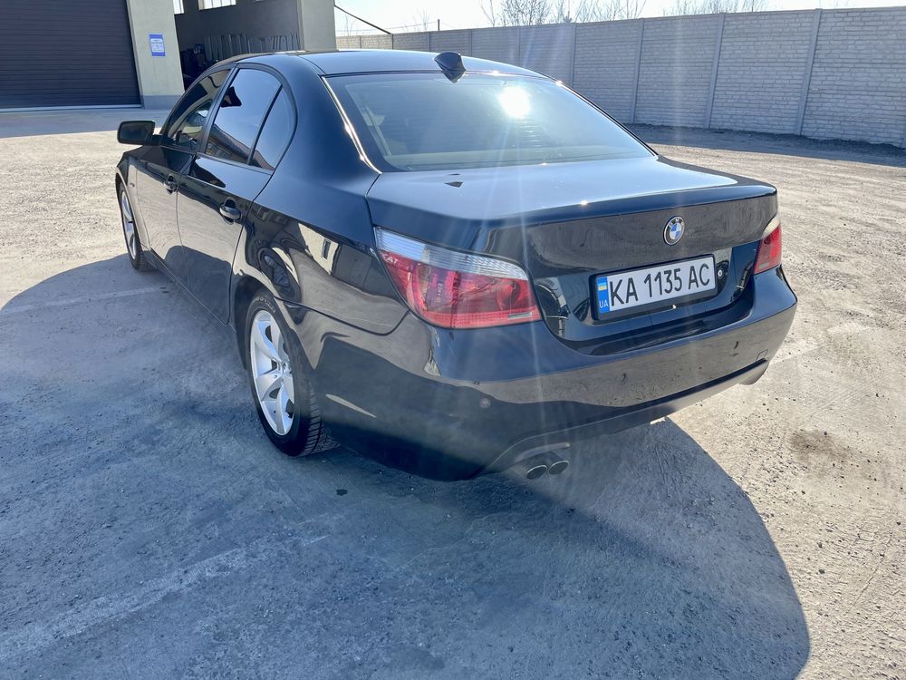 Продам Bmw e60 2.2 m54