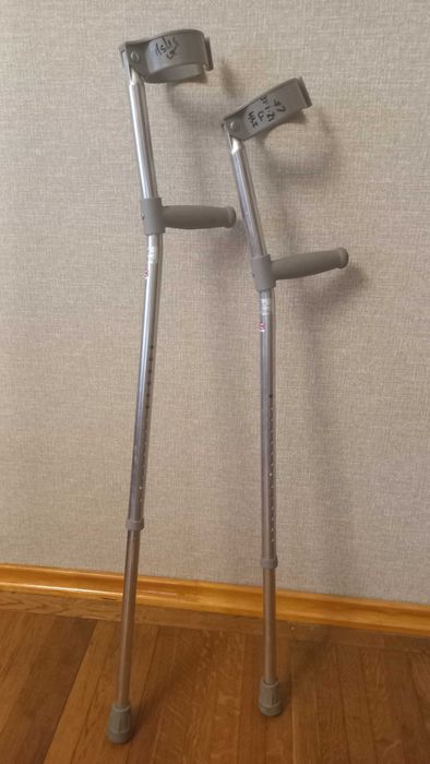 Милиці ліктьові. Костилі підлокотні