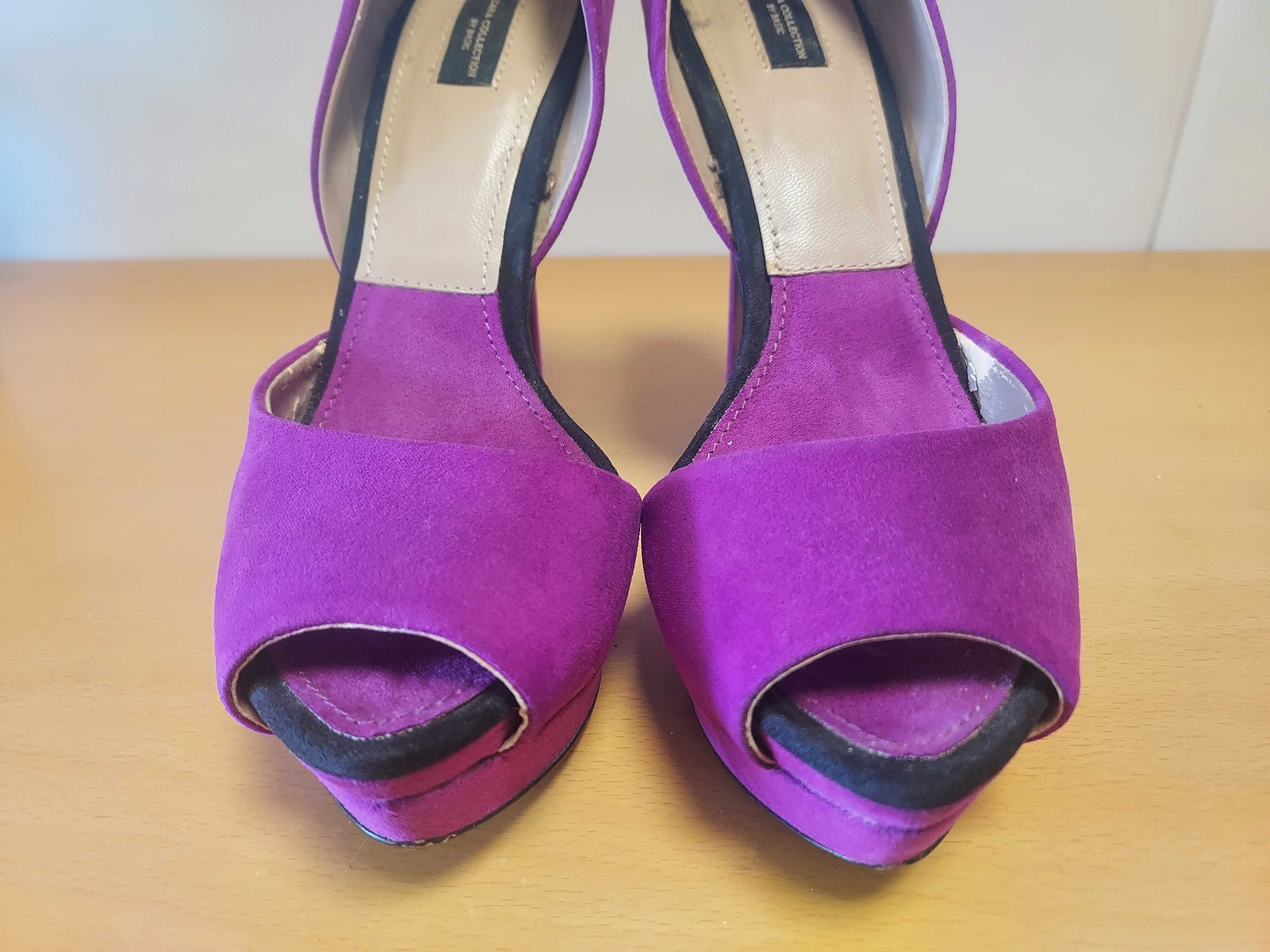 Sapatos fucsia Zara