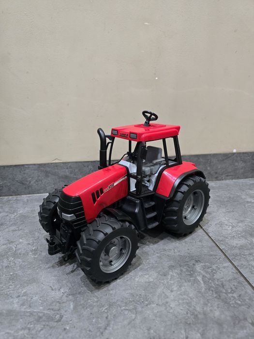 Traktor Case firmy bruder