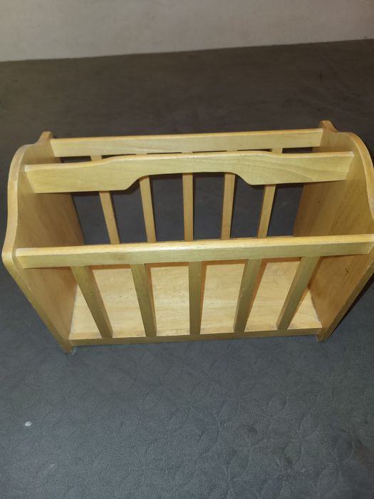 Gazetownik dobry stan stylowy