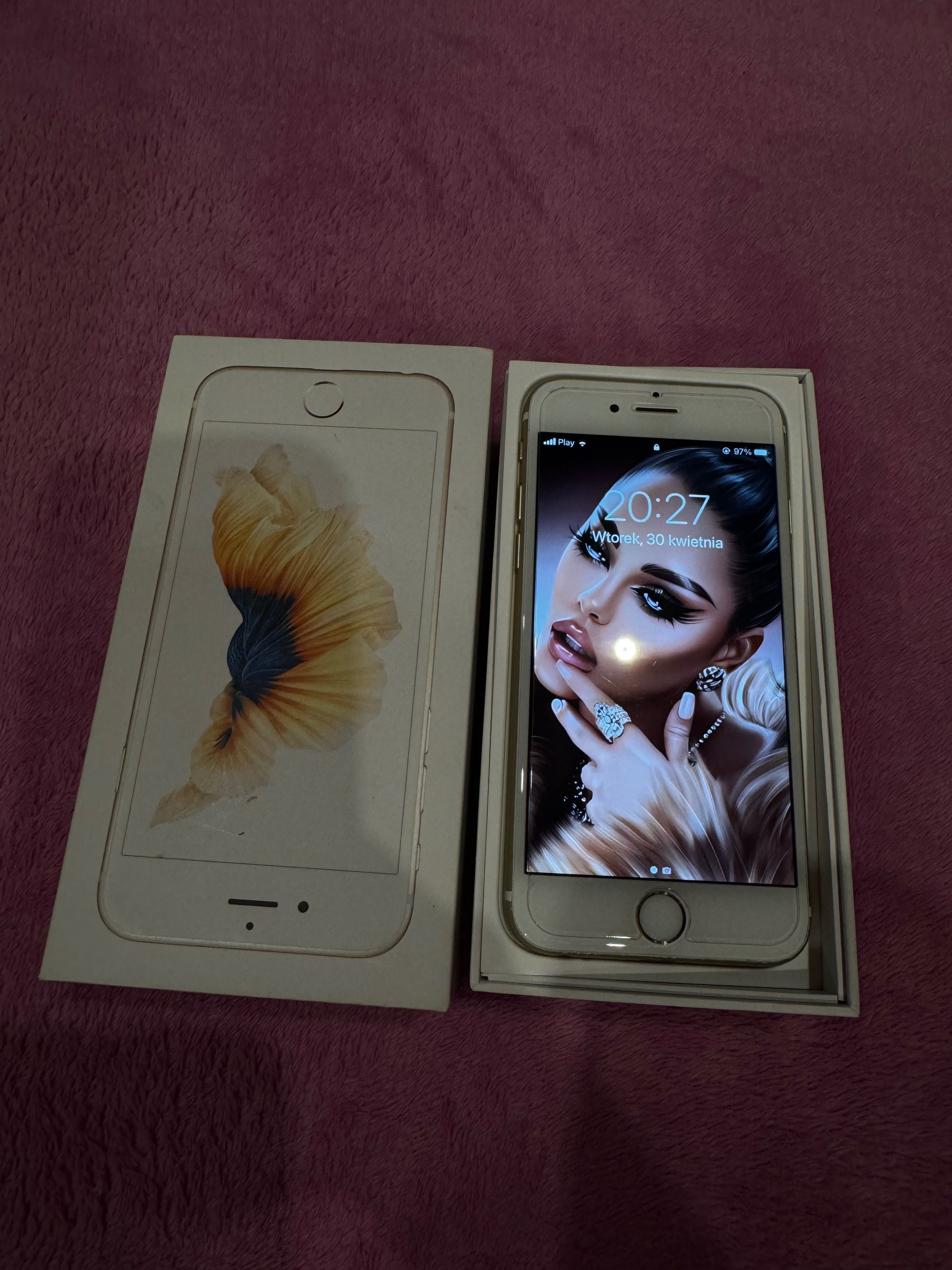 Iphone 6s 64gb, wymieniana bateria, naklejona szybka ochronna.