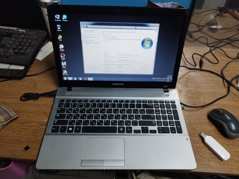 ноутбук самсунг.