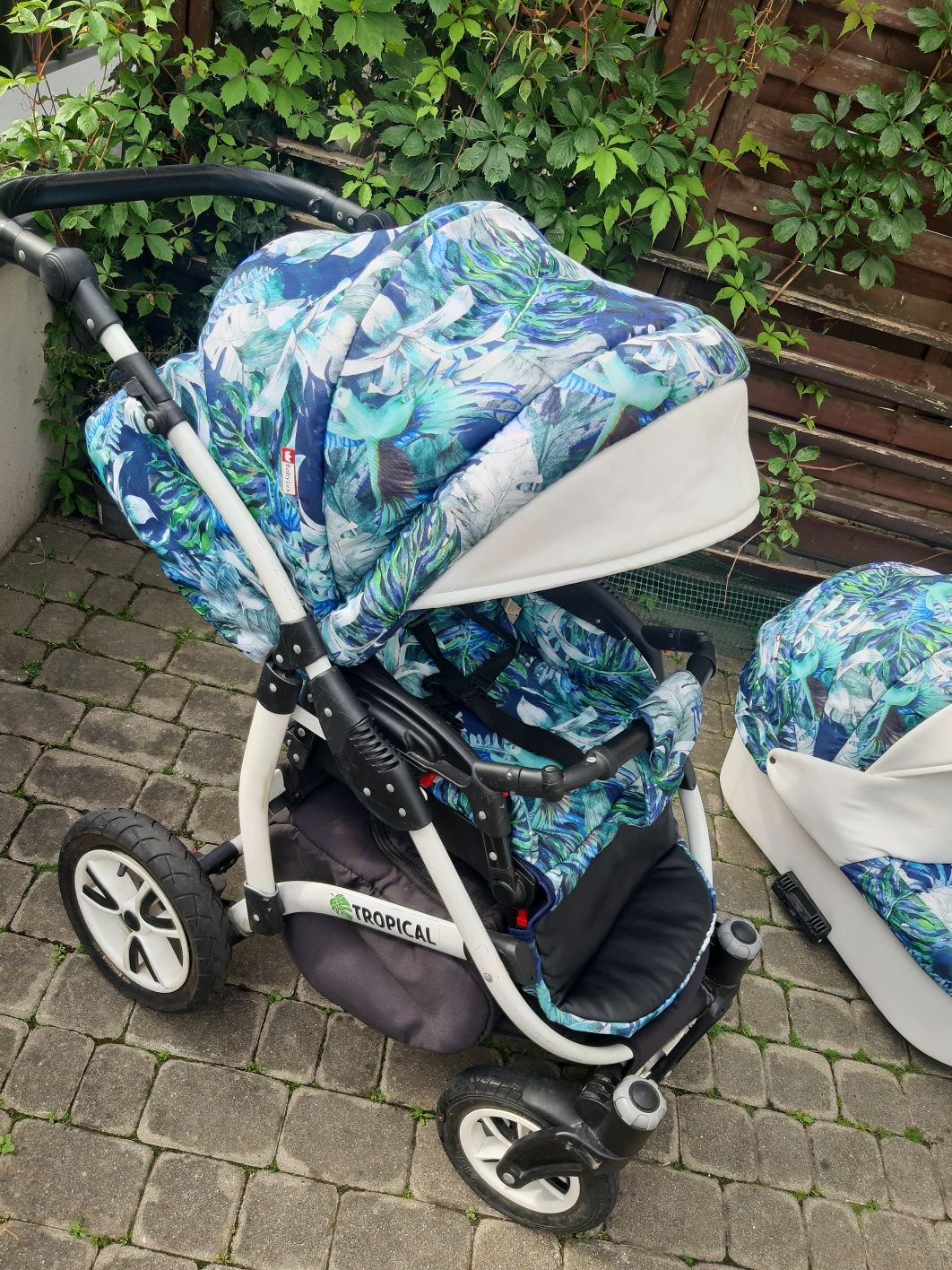 Коляска 3 в 1. Babylux tropical