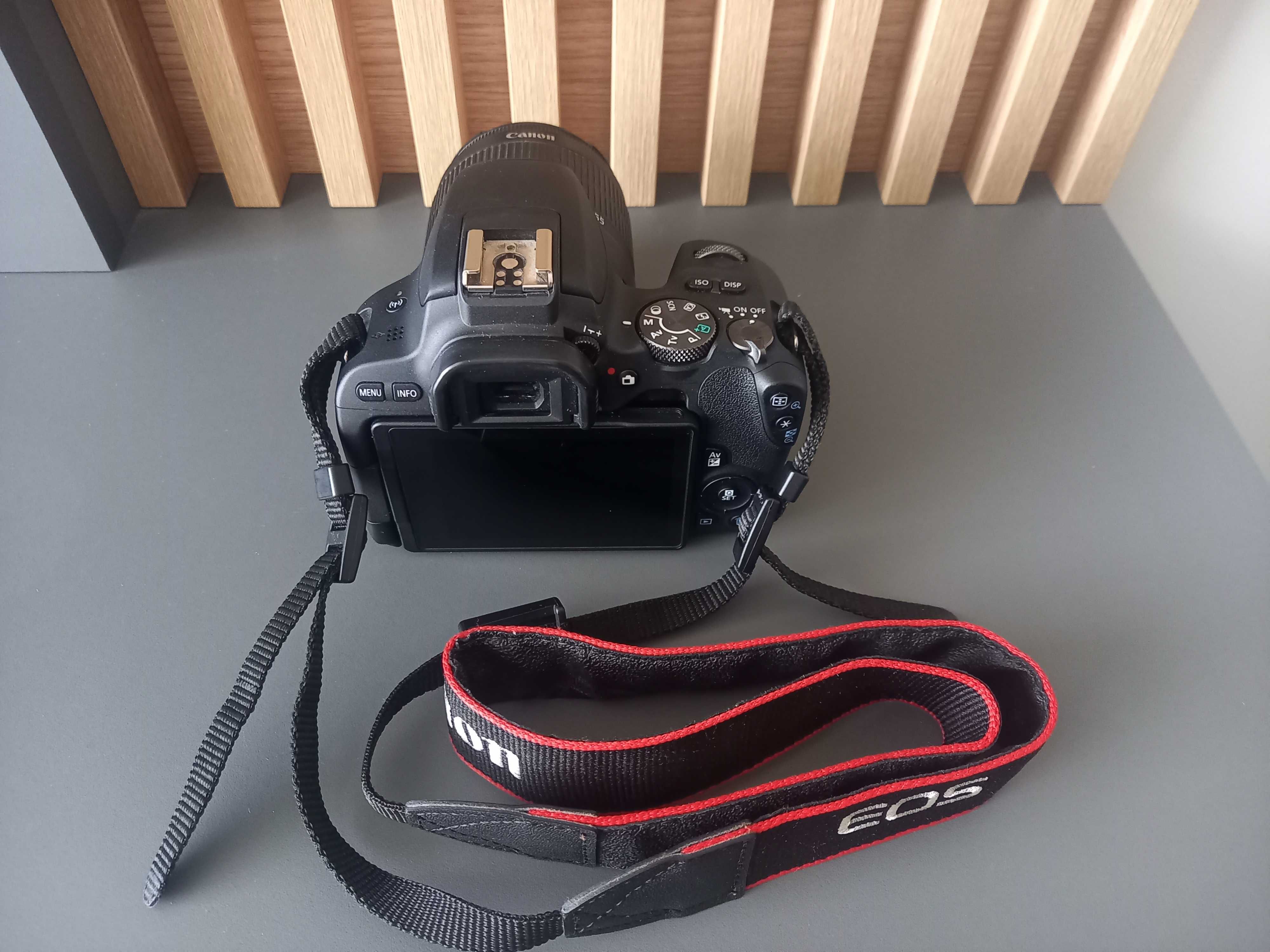 [Zestaw] Aparat Lustrzanka Canon 200D + obiektyw 18-55 + akcesoria