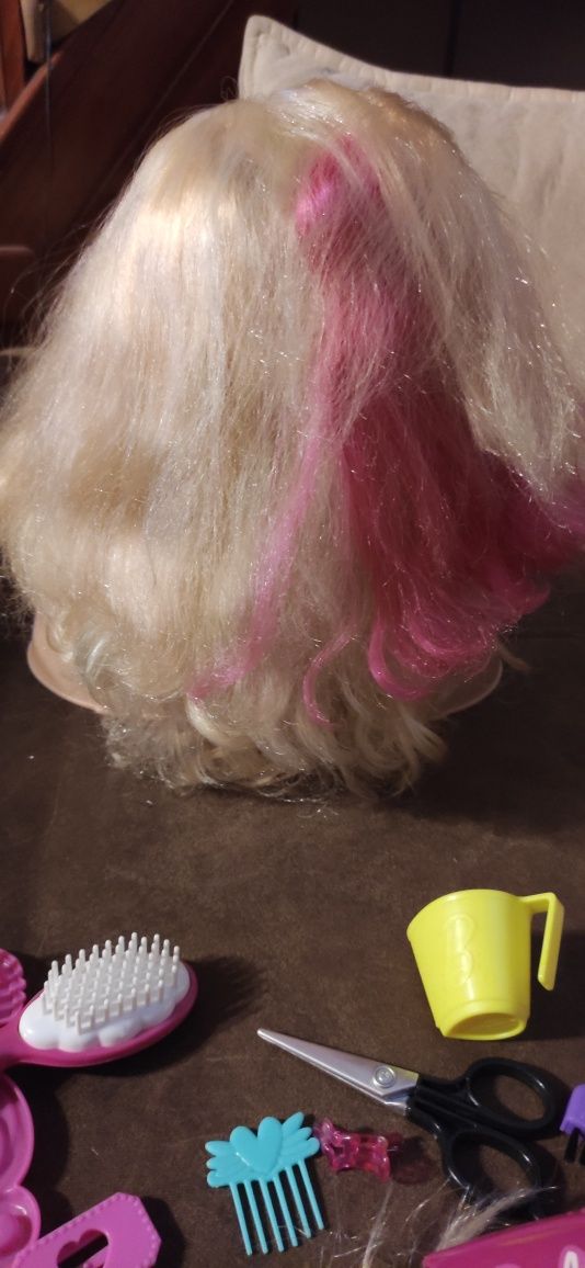 Głowa fryzjerska Barbie