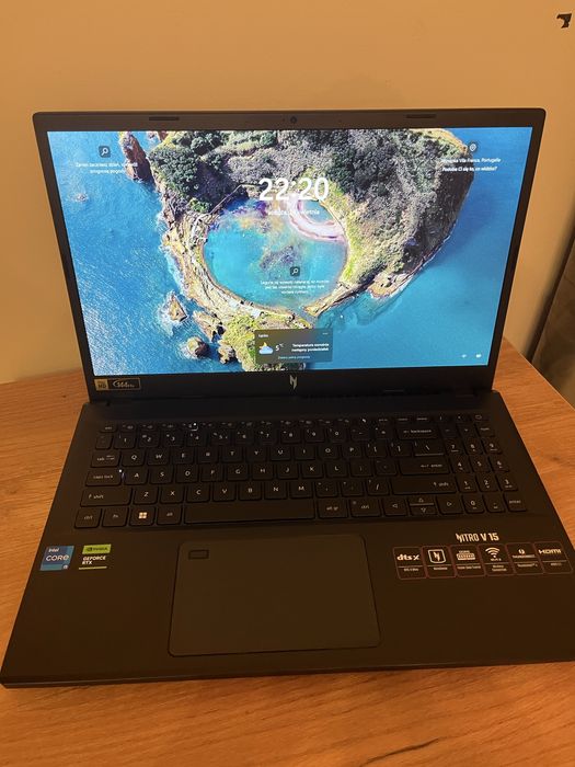 Acer Nitro V 15 i5-13420H / RTX 4050 / 16GB RAM / 512GB SSD