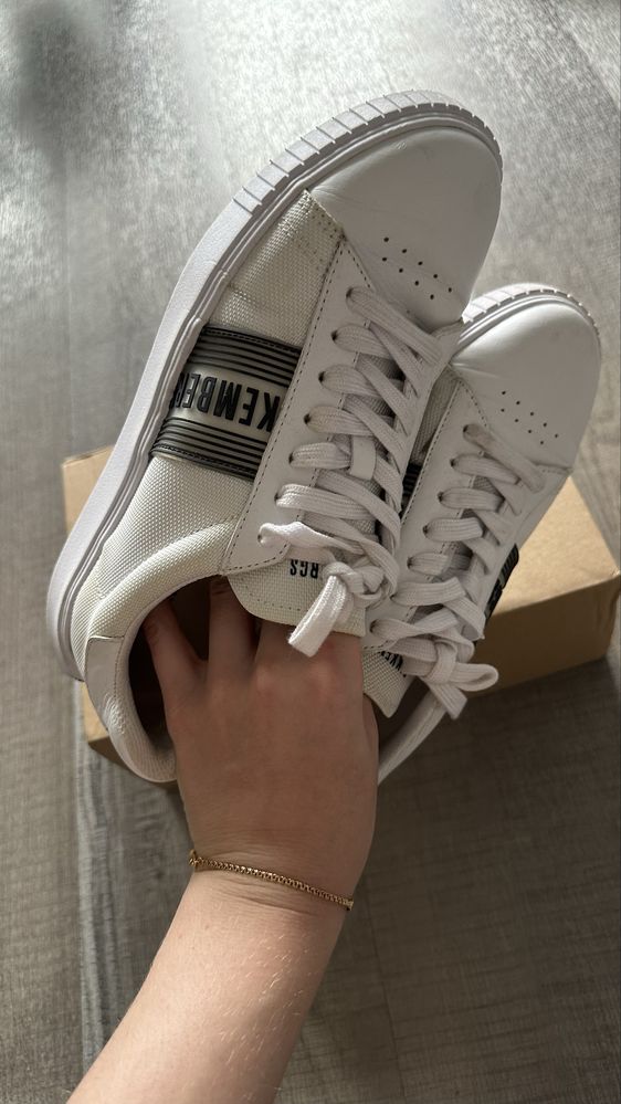 Białe buty Bikkembergs