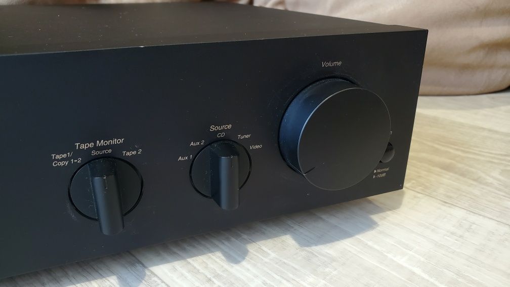 Hi-End усилитель Harman/Kardon HK1400