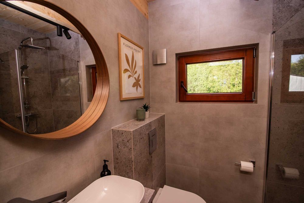 Domek Roztocze - szczelnie ogrodzony. Ognisko. Jacuzzi - Balia. Sauna.