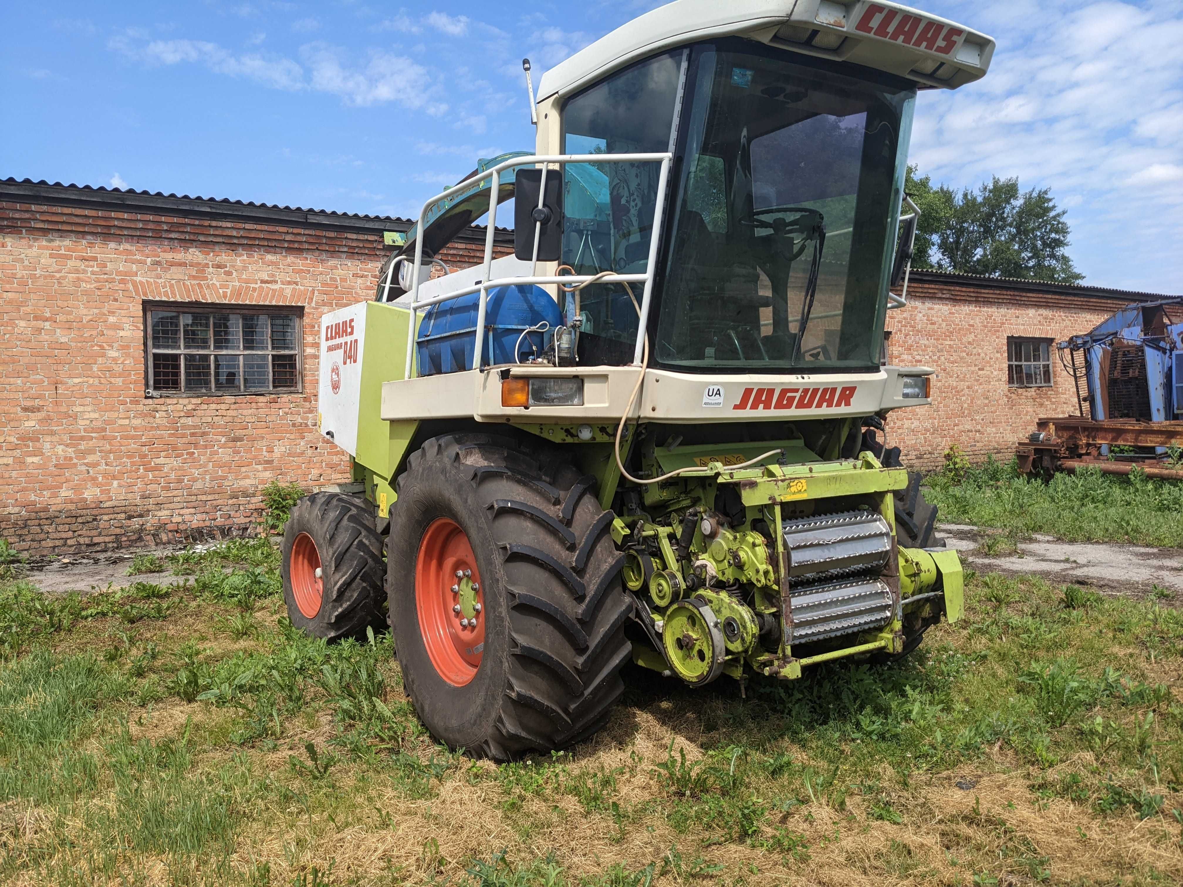 CLAAS Jaguar 840 комбайн