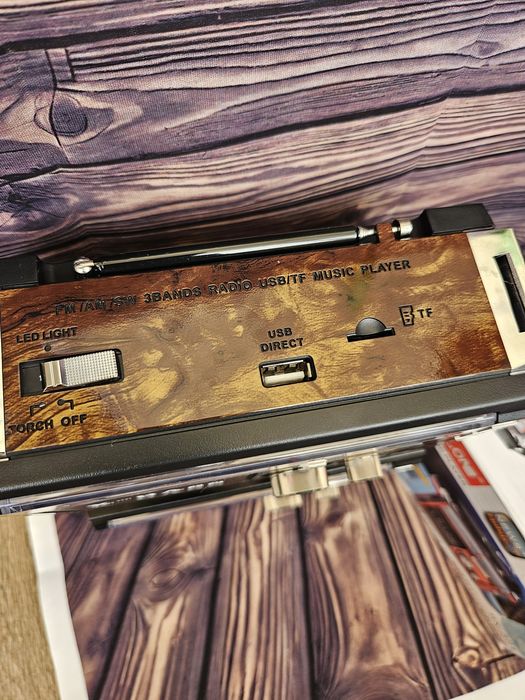 Радіо радіоприймач rx 381 з фонариком usb  радио аккумуляторі