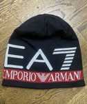 Продам шапку Armani