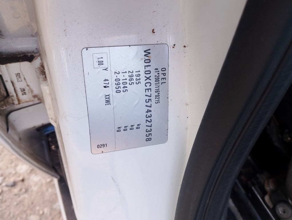 Zderzak tył opel Meriva a