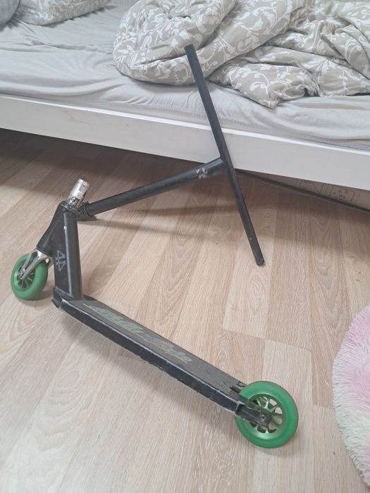 Hulajnoga nie kapletna